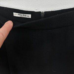 Miu Miu black pencil skirt size 44 97% wool 3% polyamide no flaws slide pockets